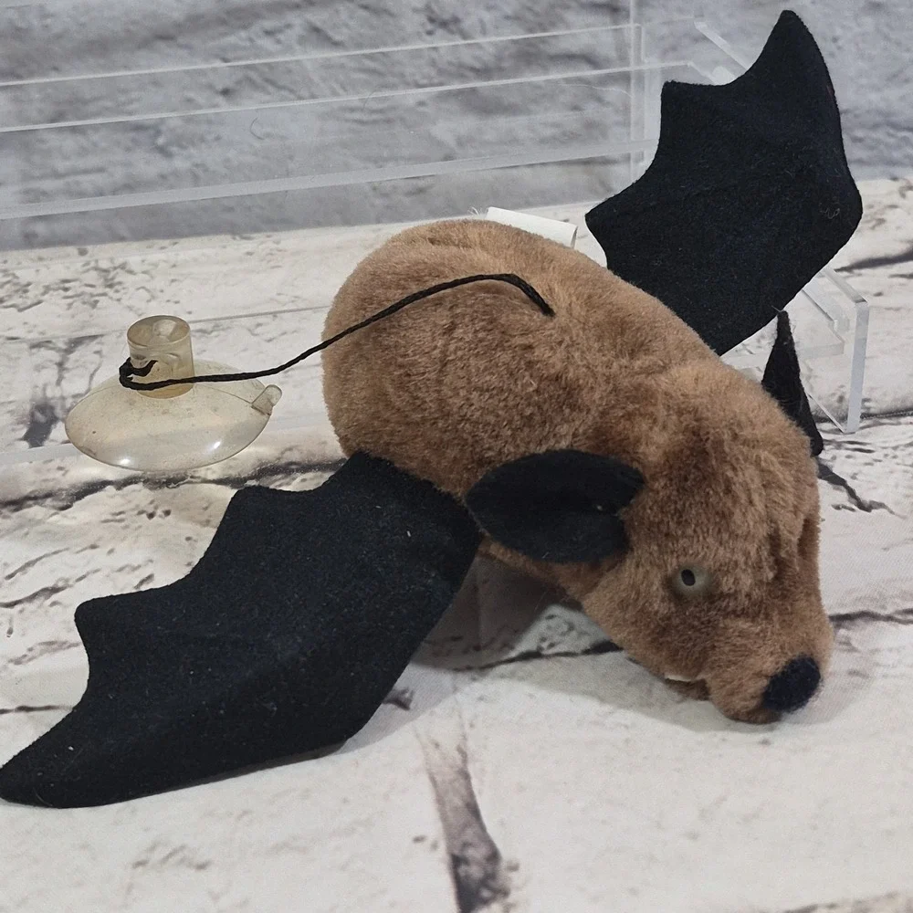Vintage 1988 Dakin Bat Plush Suction Cup Hanging Halloween Stuffed Animal